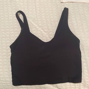 Lululemon used black align tank, size 6. Also giving you a white one too :)
